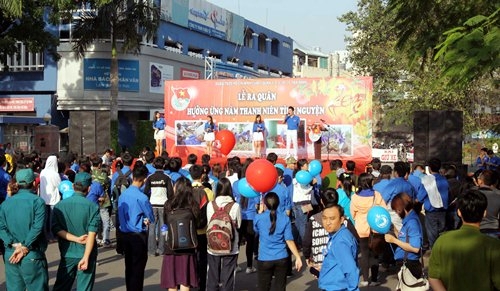Quang cảnh buổi lễ ra quân "Năm Thanh niên tình nguyện" 2014 tại TP HCM